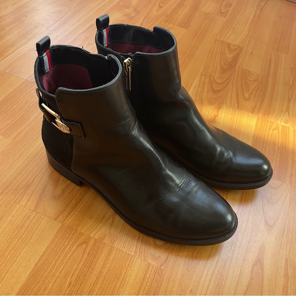 Tommy Hilfiger Black Leather Ankle Boots
